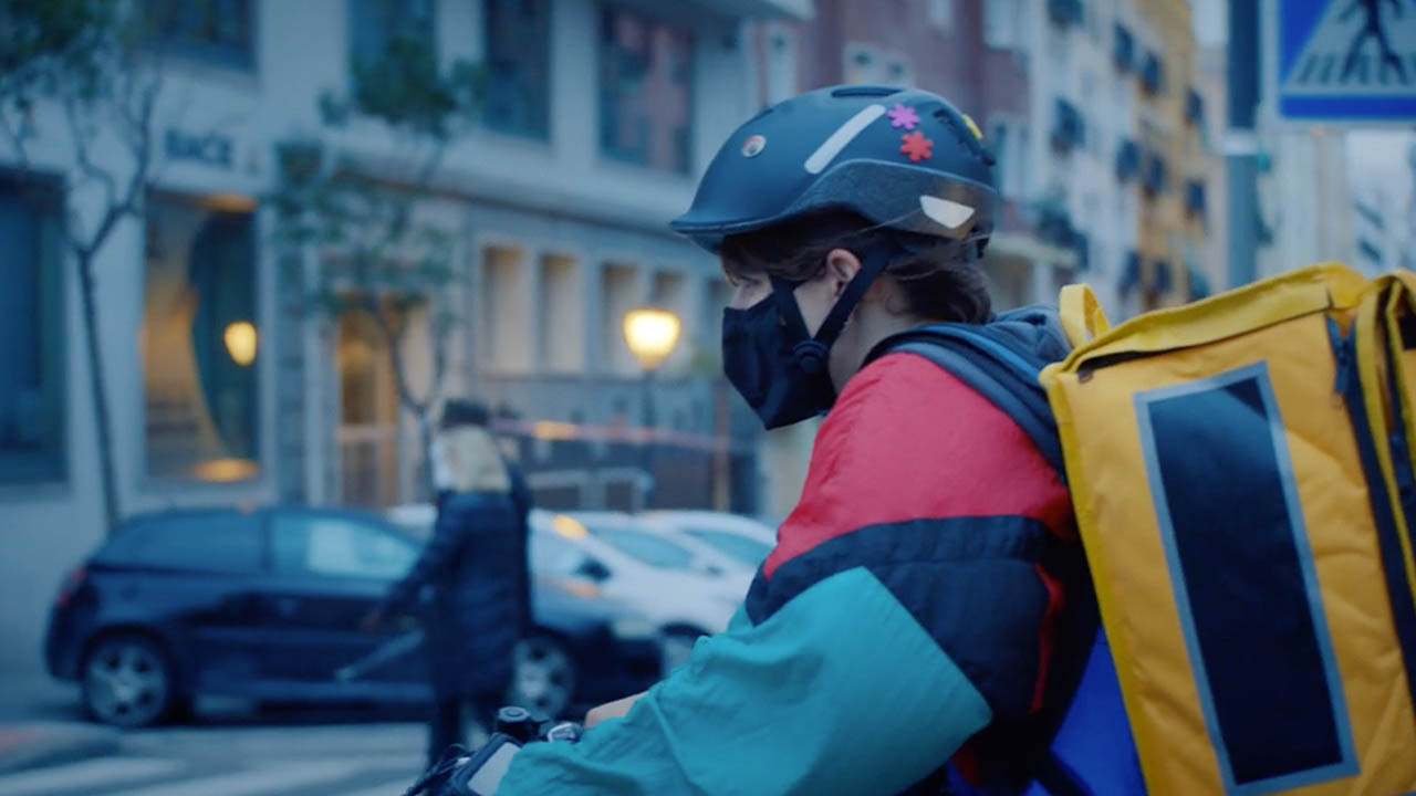 Elena Molina - Maya Films - glovo